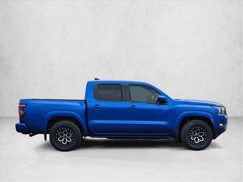 Used 2025 Nissan Frontier SV w/ SV Convenience Package RWD image 4
