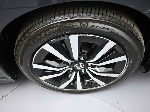 Used 2024 Honda Civic EX image 13
