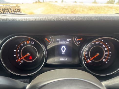 Used 2022 Jeep Wrangler Unlimited Sport AWD/4WD image 23
