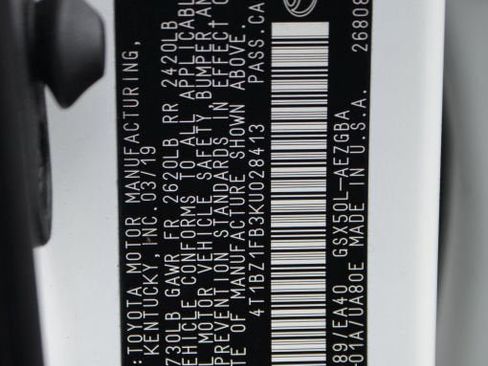 Used 2019 Toyota Avalon XLE image 25