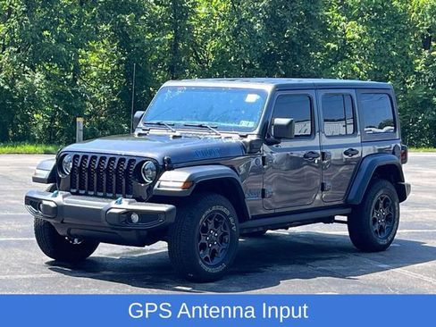 Used 2023 Jeep Wrangler Unlimited AWD/4WD image 7