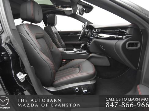 Used 2022 Maserati Quattroporte Modena Q4 image 40