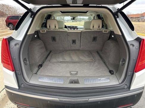 Used 2017 Cadillac XT5 Luxury w/ LPO, Wheel Lock Package image 14