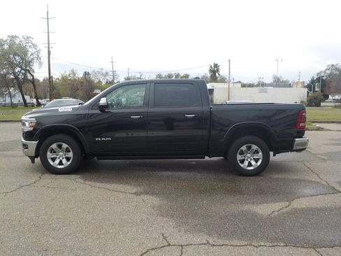 Used 2019 RAM 1500 Laramie image 9
