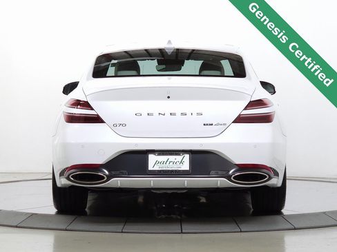 Used 2025 Genesis G70 3.3T Advanced image 8