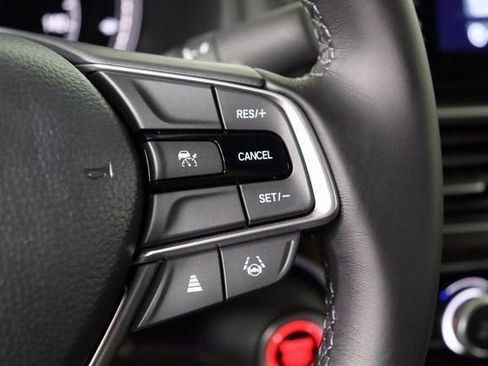 Used 2021 Honda Accord Sport image 13