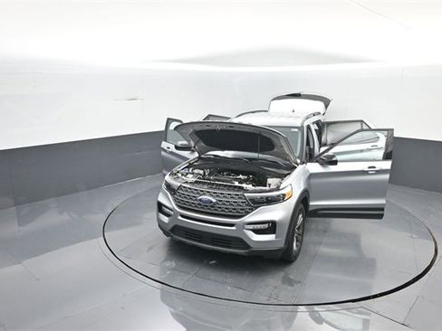 Certified 2023 Ford Explorer XLT w/ Equipment Group 202A image 38