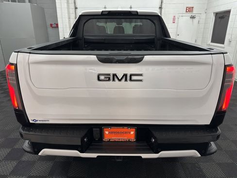 Used 2025 GMC Sierra EV Denali image 8
