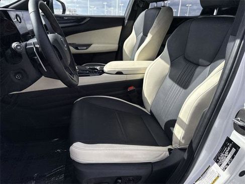Certified 2024 Lexus NX 350 AWD w/ Premium Package image 11