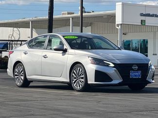 Used 2023 Nissan Altima 2.5 SV video 2