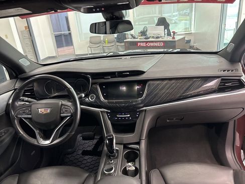 Used 2023 Cadillac XT6 Premium Luxury AWD/4WD image 12