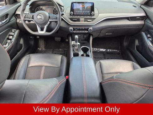 Used 2025 Nissan Altima 2.5 SR FWD image 23