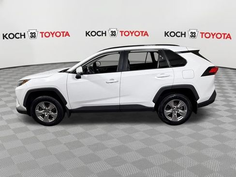 Used 2023 Toyota RAV4 XLE w/ Convenience Package AWD/4WD image 4