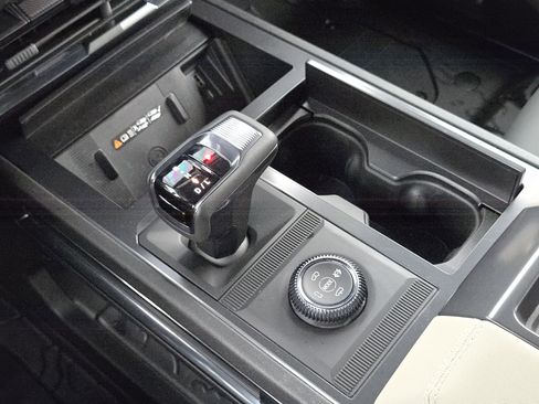 New 2026 GMC Hummer EV SUV image 15