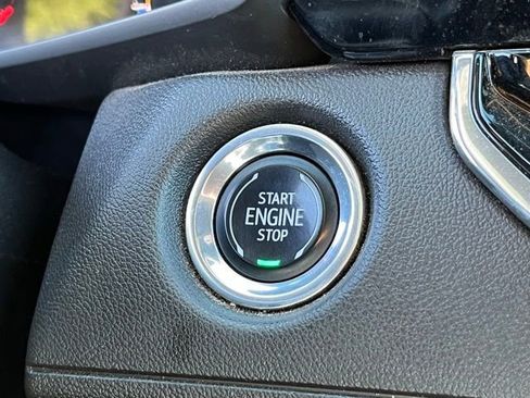 Used 2023 Chevrolet Colorado W/T image 19