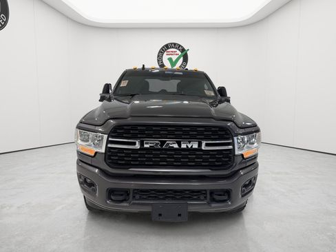 Used 2024 RAM 2500 Big Horn w/ Sport Appearance Package AWD/4WD image 8