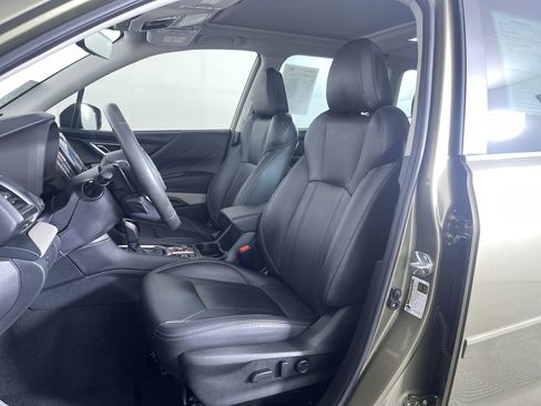 Used 2023 Subaru Forester Limited image 14