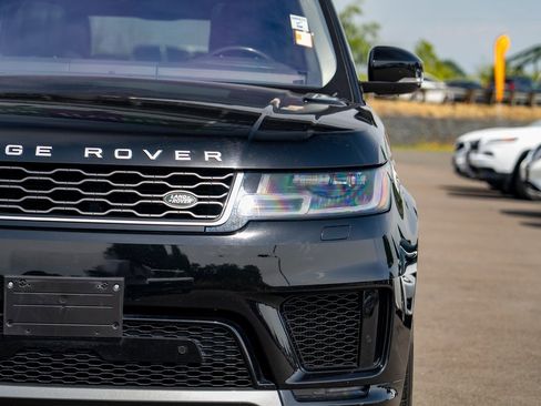 Used 2020 Land Rover Range Rover Sport HSE image 5