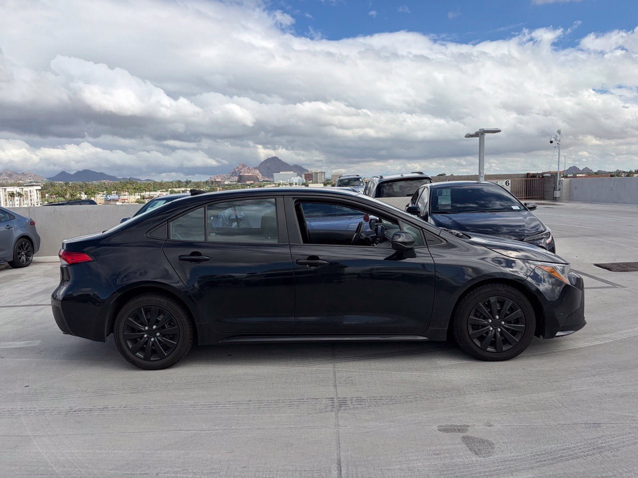 Used 2023 Toyota Corolla LE FWD image 3