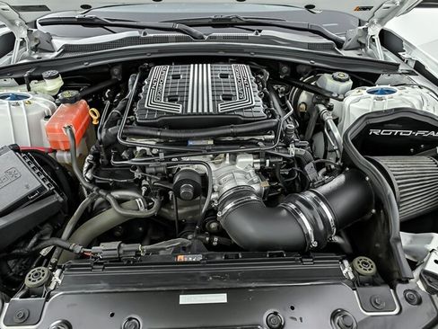 Used 2020 Chevrolet Camaro ZL1 RWD image 13