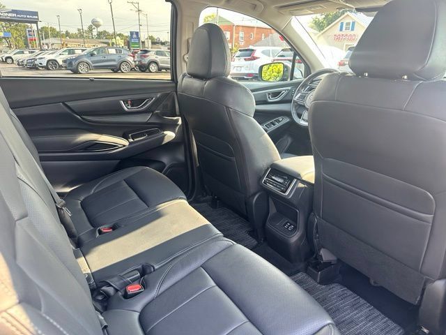 Used 2023 Subaru Ascent Limited AWD/4WD image 23