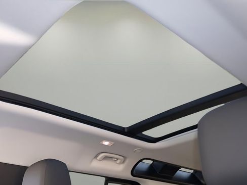 New 2026 Land Rover Defender 110 S image 23