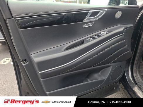 Used 2025 Genesis GV80 2.5T Standard AWD/4WD image 14