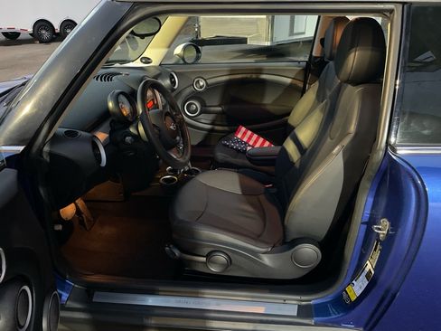 Used 2013 MINI Cooper Hardtop image 12