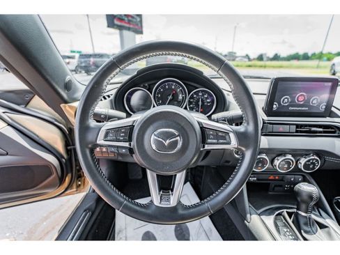Used 2023 MAZDA MX-5 Miata Grand Touring w/ Weather Package image 10