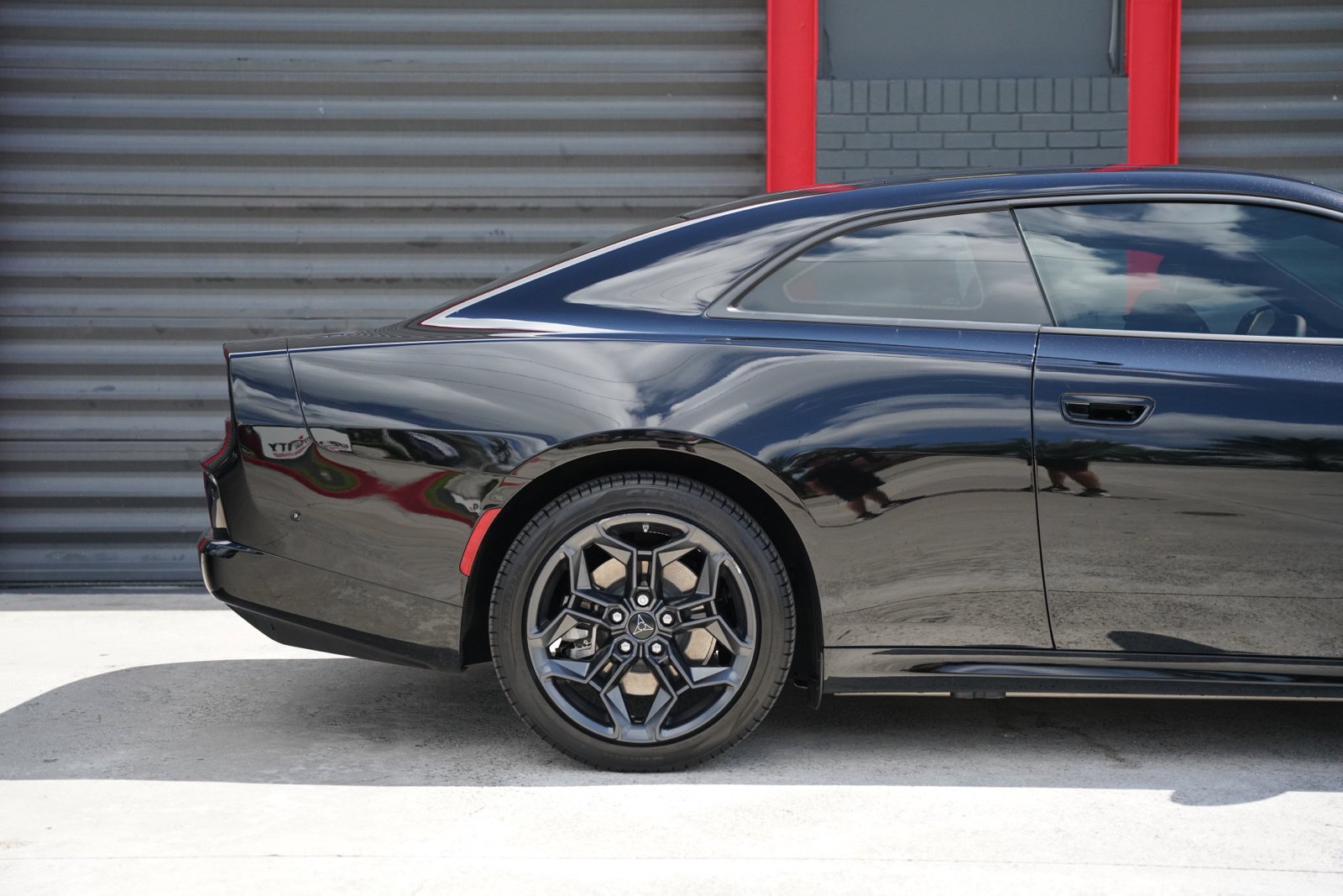 Used 2025 Dodge Charger Daytona R/T w/ Quick Order Package 25M R/T AWD/4WD image 6