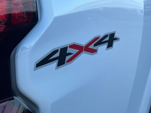 Certified 2023 Chevrolet Colorado LT w/ LT Convenience Package image 10