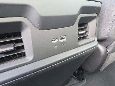 Used 2025 Chevrolet Silverado 2500 LT w/ Trail Boss Package image 25