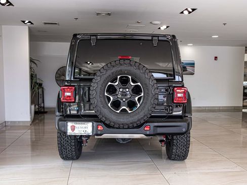 Used 2021 Jeep Wrangler Unlimited Rubicon 4xe w/ Steel Bumper Group AWD/4WD image 13