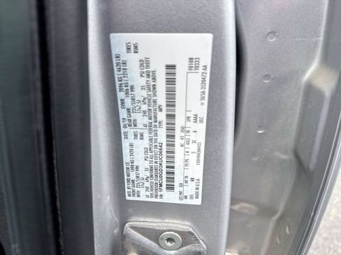 Used 2019 Ford Escape SE FWD image 27