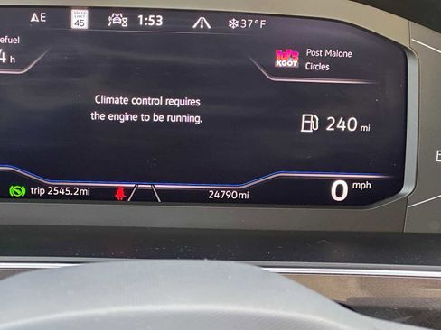 Used 2022 Volkswagen Tiguan SEL R-Line image 25