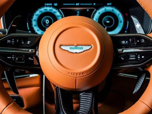 New 2026 Aston Martin DBX 707 image 23