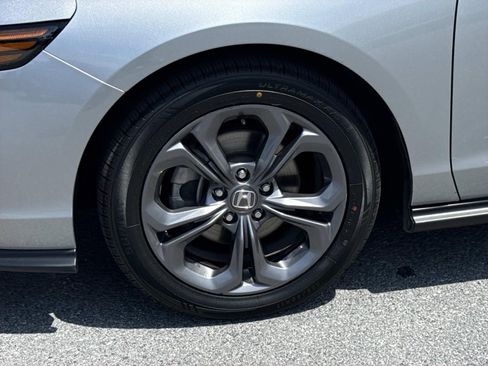Used 2024 Honda Accord EX image 7