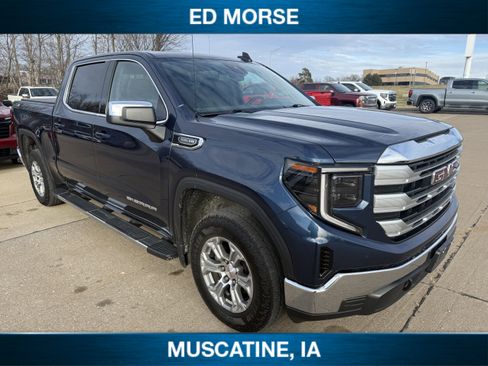 Used 2022 GMC Sierra 1500 SLE w/ X31 Off-Road Package image 1