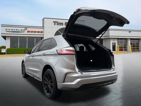 Used 2022 Ford Edge ST-Line image 16