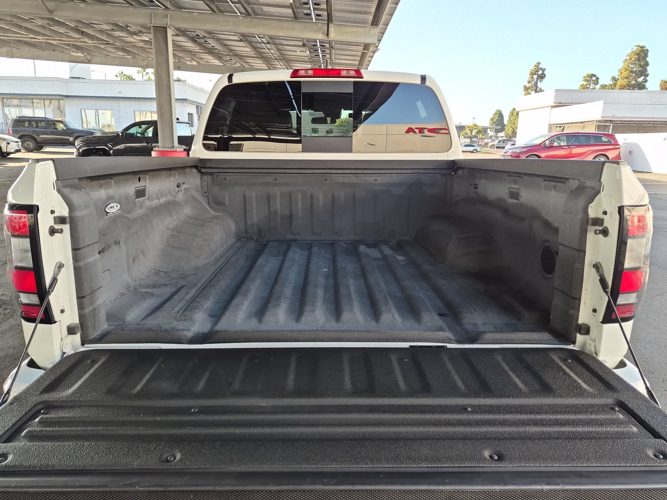 Used 2025 Nissan Frontier Pro-X RWD image 23