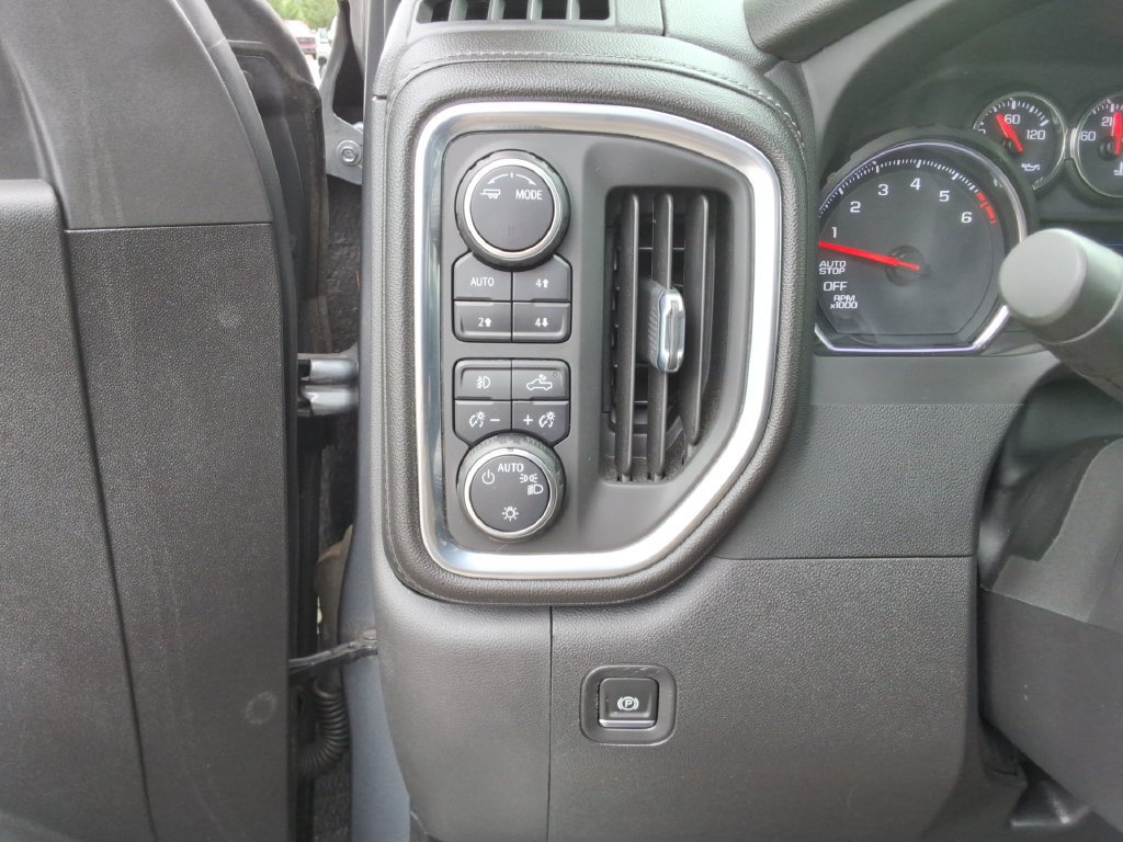Certified 2022 Chevrolet Silverado 1500 RST AWD/4WD image 36