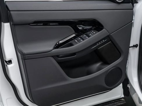 New 2026 Land Rover Range Rover Evoque S image 25