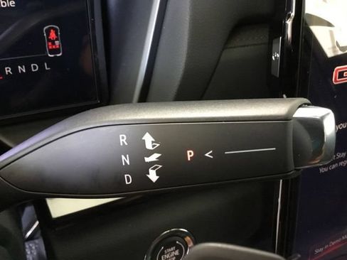 New 2027 GMC Terrain AT4 w/ Technology Package II AWD/4WD image 31