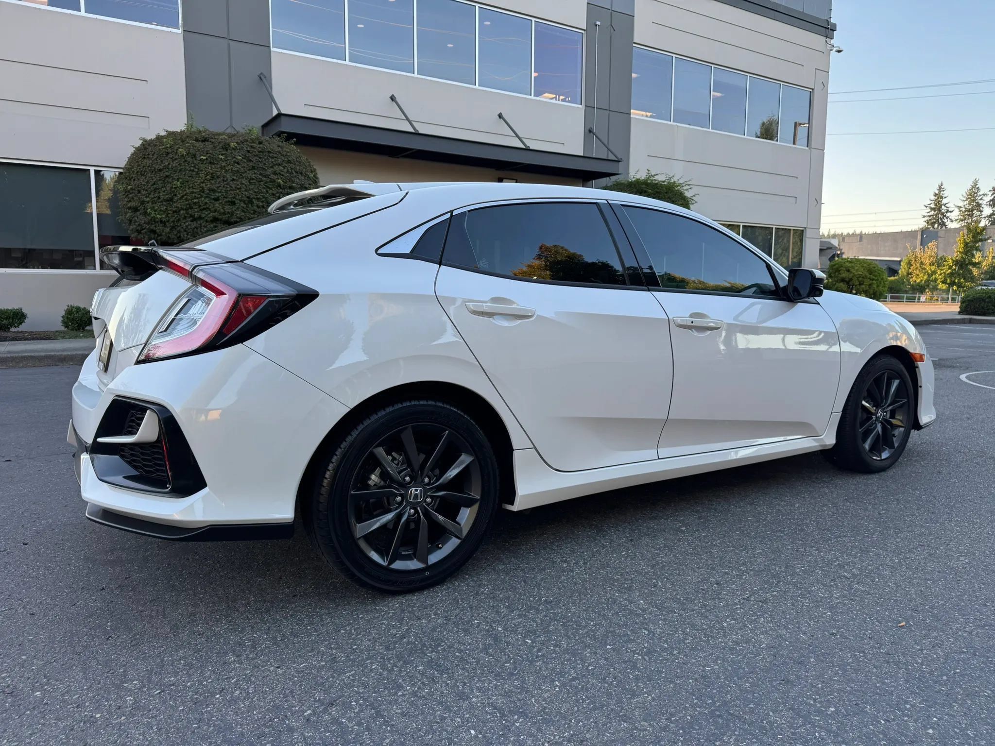 Used 2020 Honda Civic EX image 11
