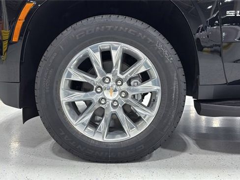 New 2026 Chevrolet Suburban Premier w/ Sun And Tow Package image 16