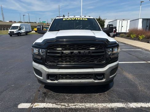 Used 2023 RAM 3500 Tradesman AWD/4WD image 3
