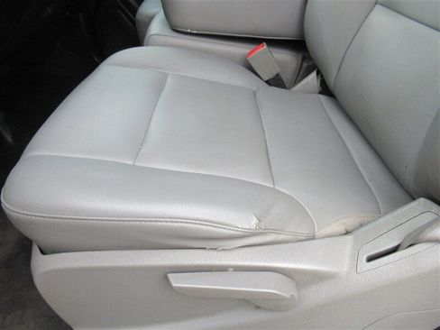 Used 2015 Chevrolet Silverado 3500 W/T image 21