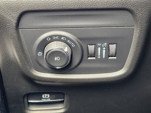 New 2026 Jeep Grand Cherokee Limited image 16