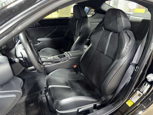 Used 2023 Toyota GR86 Premium w/ ALL Weather Mat Package (TMS) RWD image 14