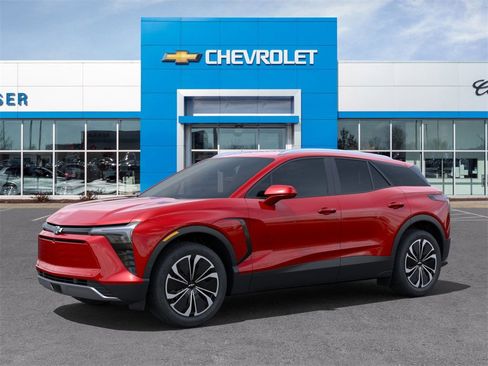 New 2025 Chevrolet Blazer EV LT image 2